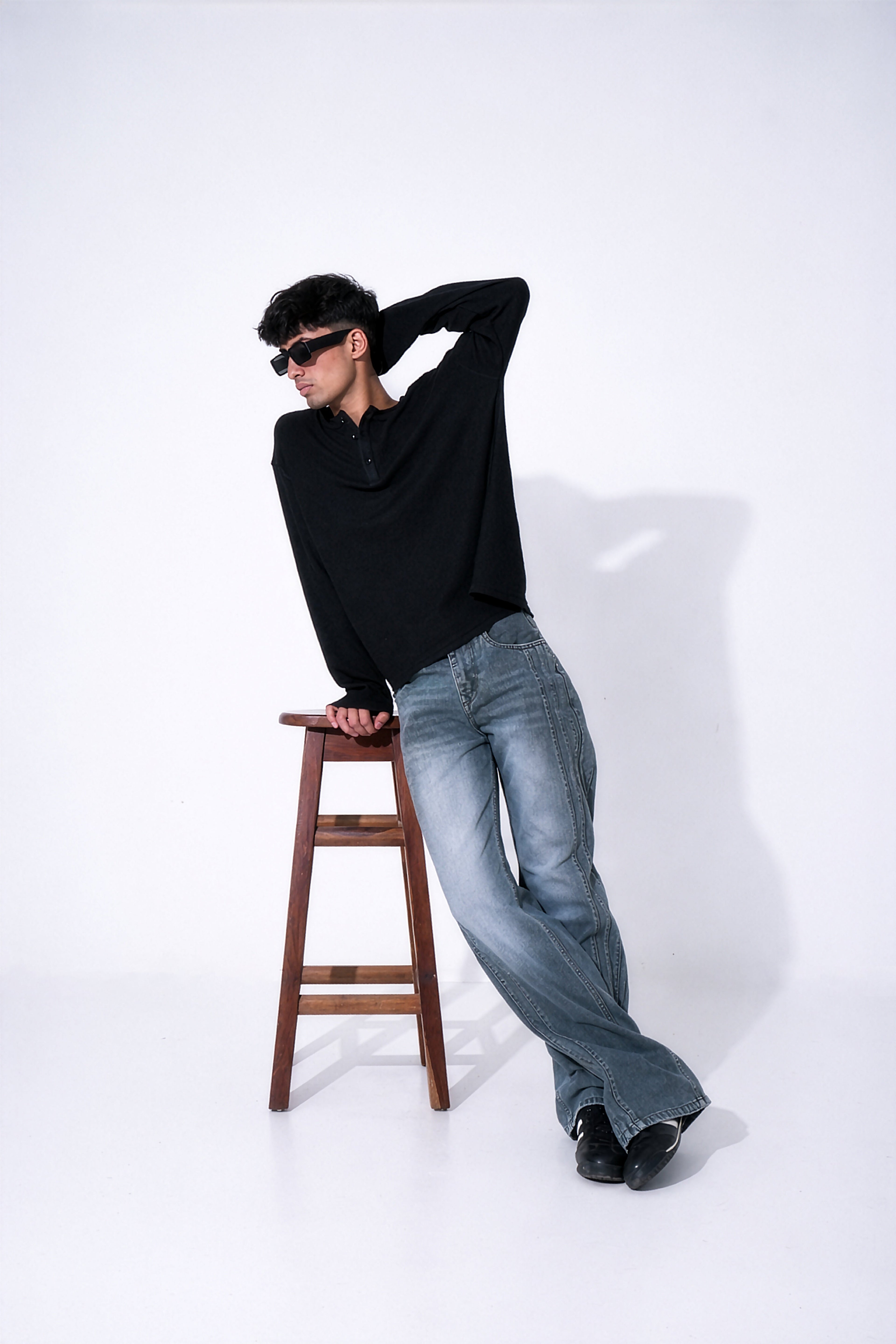 MECNEX HENLEY BLACK