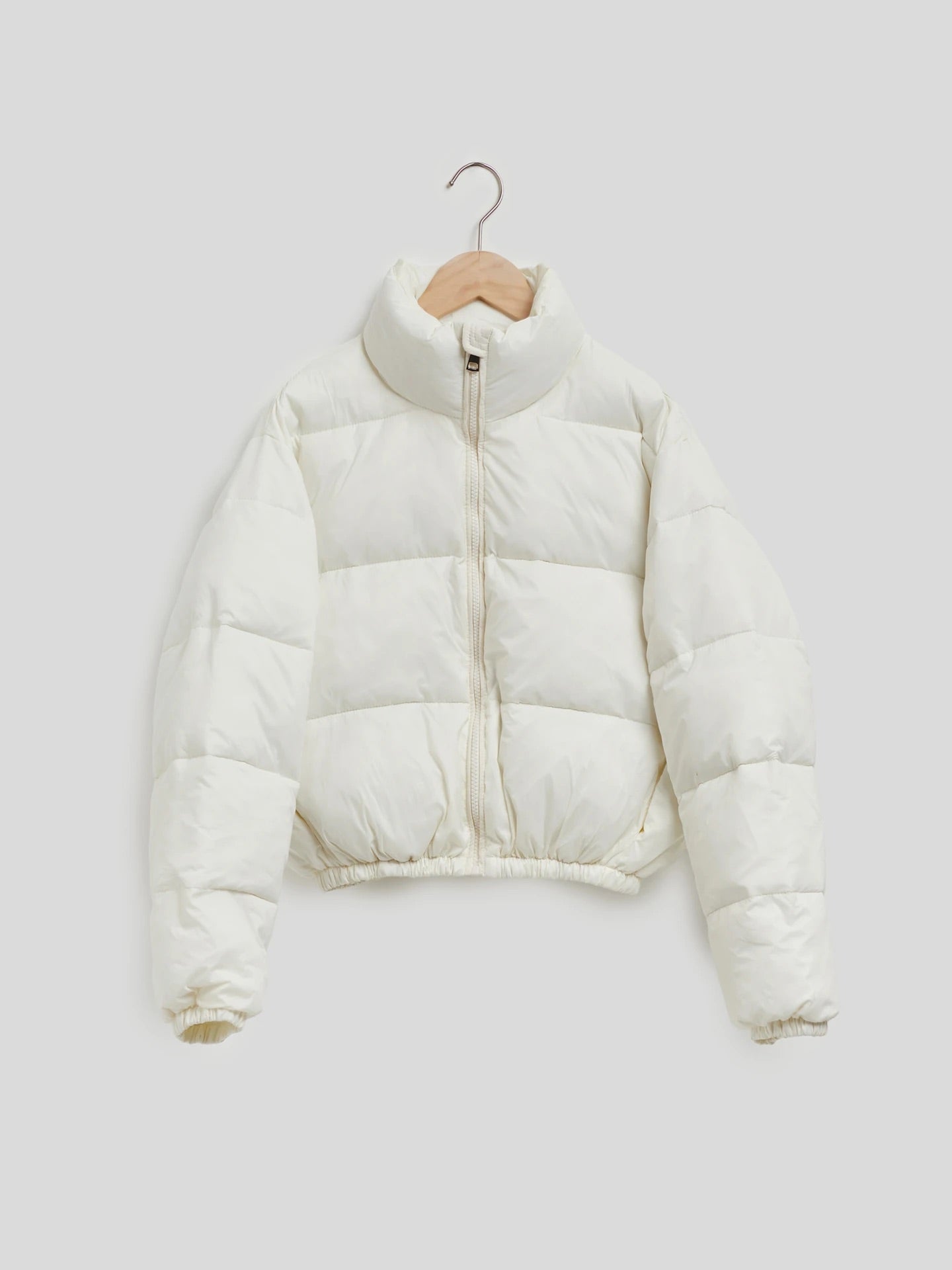 WOMEN'S WHITE PUFFER JACKET
